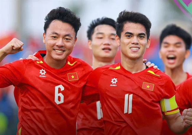 Hình ảnh minh họa các tổ chức hỗ trợ chuyên nghiệp cho người chơi có vấn đề cờ bạc, nhấn mạnh sự giúp đỡ có sẵn ngoài 88kim nổ hũ